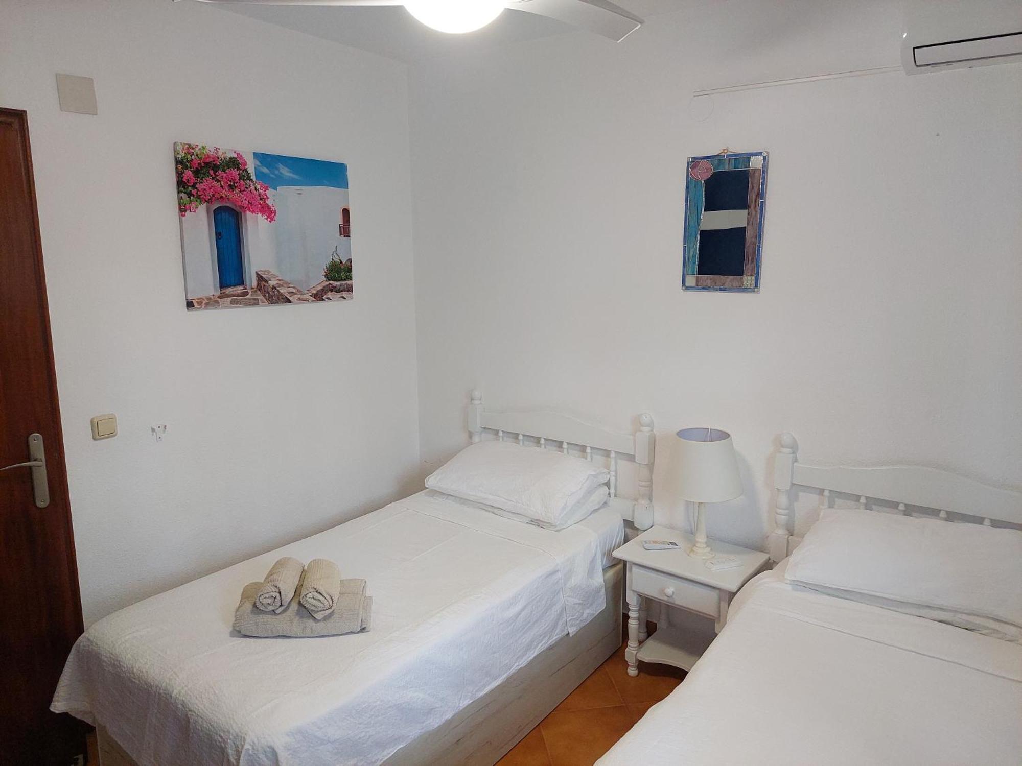 Casa Billarose - Lovely House Overlooking Pool & Walking Distance To The Beach And Restaurants Cabo Roig Exterior photo