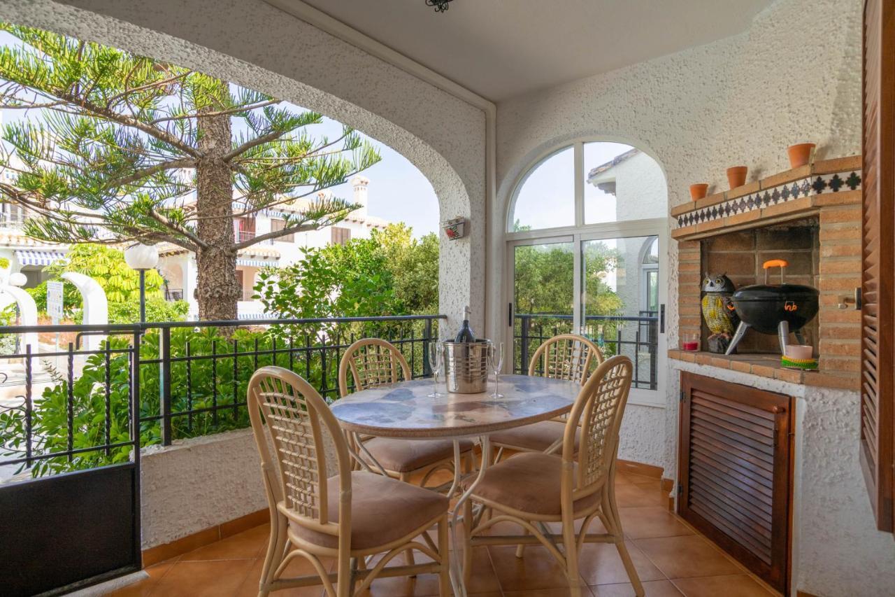 Casa Billarose - Lovely House Overlooking Pool & Walking Distance To The Beach And Restaurants Cabo Roig Exterior photo